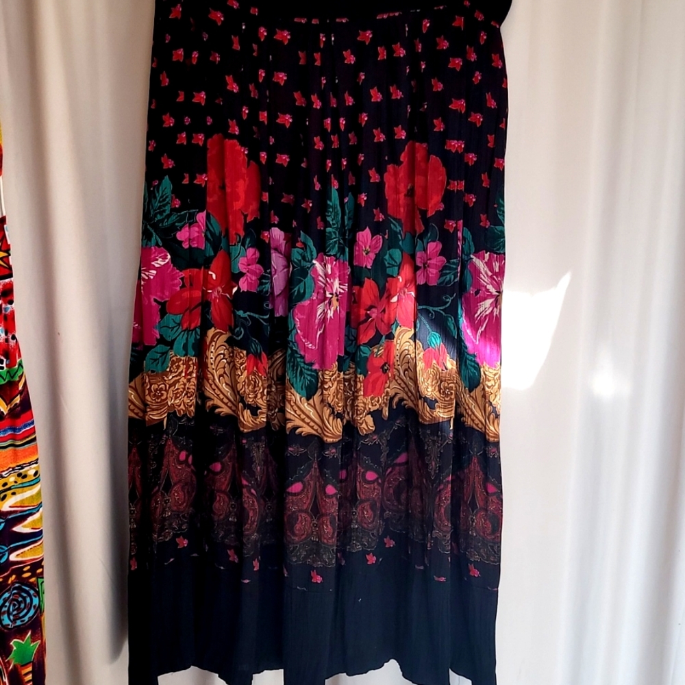 Vintage Midi Floral Skirt